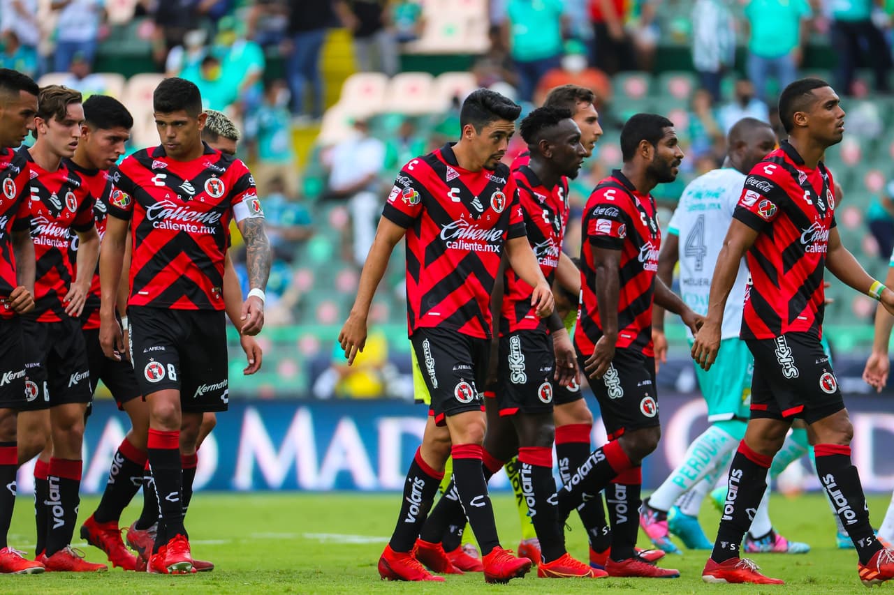 William Tesillo y Ángel Mena son los encargados de batir a Benny Díaz para darle la victoria a León 2-1 sobre Tijuana.