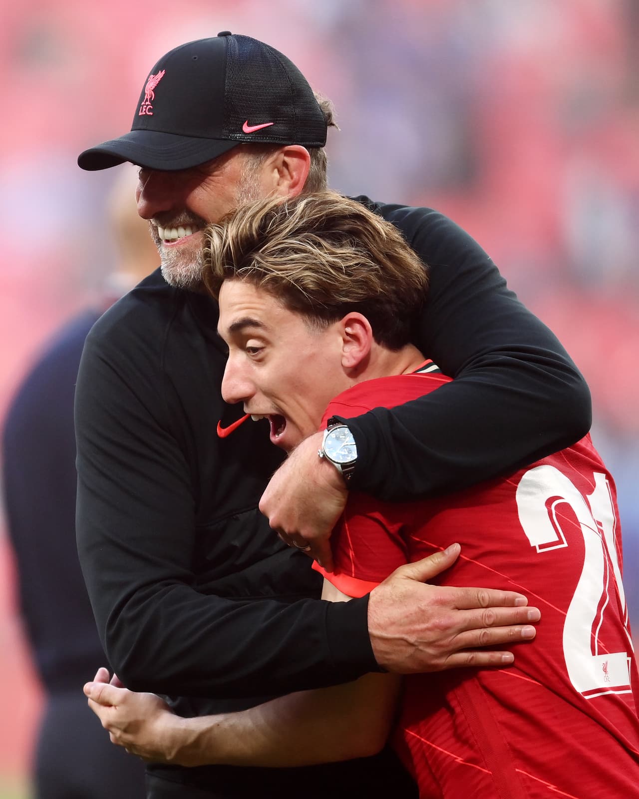 ¡Liverpool, campeón de la FA Cup! Así celebran los Reds el octavo título de su historia.