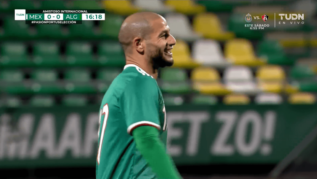 México tiene su primera llegada a través de Nestor Araujo