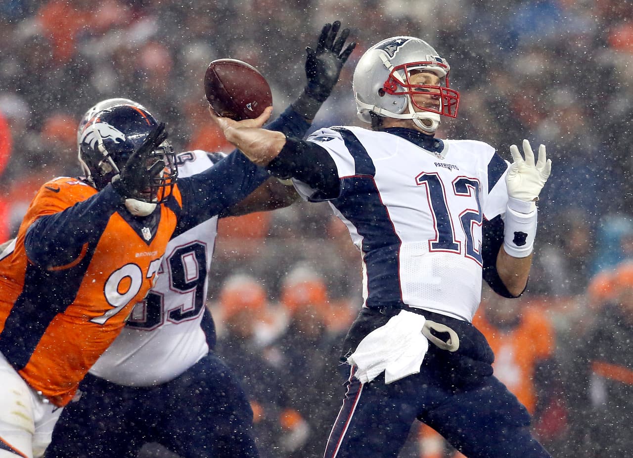 Los Broncos rompieron con la racha ganadora de los Patriots con un marcador en tiempo extra de 30-24. Checa las mejores tomas del sorprendente duelo.