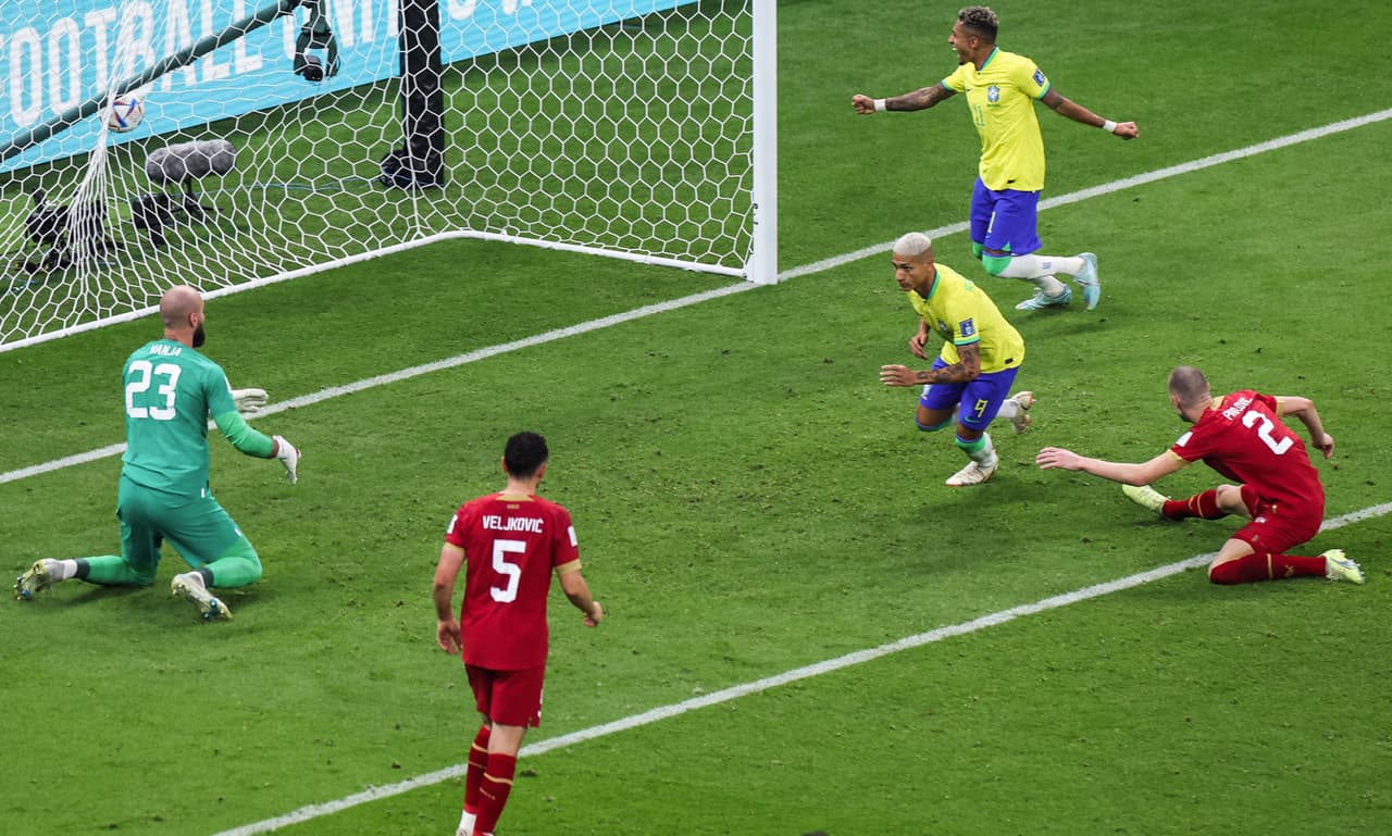 Brasil venció dos goles por cero a Serbia en su debut en La Copa del Mundo Qatar 2022 con la oportunidad de haber visto el mejor gol del Mundial de parte de Richarlison, en el mismo encuentro donde Neymar se fue lastimado y queda esperar saber si está lastimado o su salida fue sólo precaución.