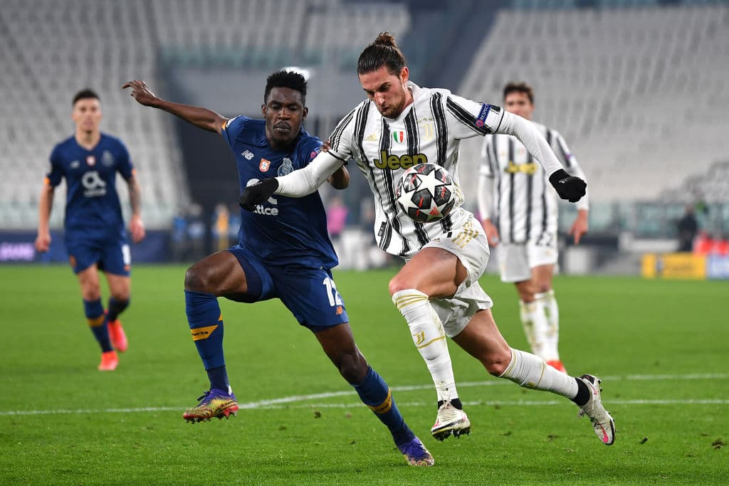 Juventus queda eliminado, por tercer año consecutivo, de la UEFA Champions League. Esta vez el Porto hizo la hazaña y, en tiempo extra, con gol de Sergio Oliveira, calificó a su equip a cuartos de final. El mexicano Jesús 'Tecatito' Corona, fue titular y participó durante todo el encuentro. El marcador del partido fue 3-2, pero fue el global el que le dio el pase a los 'Dragones Azules'.