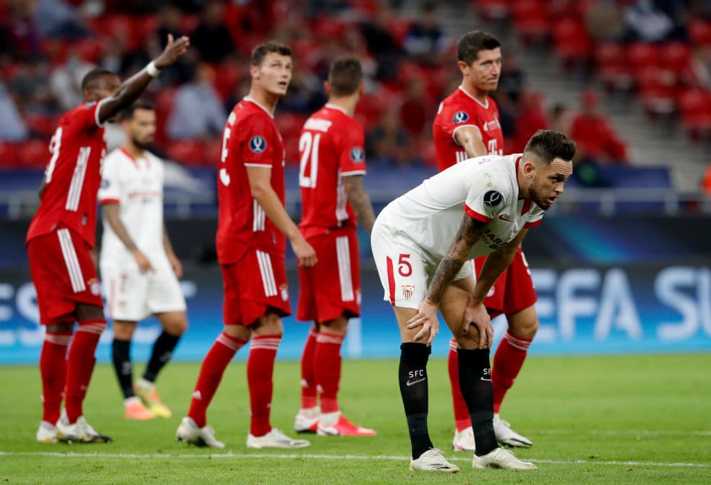 Bayern se ha enfrentado con Sevilla en tres ocasiones; la balanza es favorable para el cuadro alemán con dos victorias y un empate.