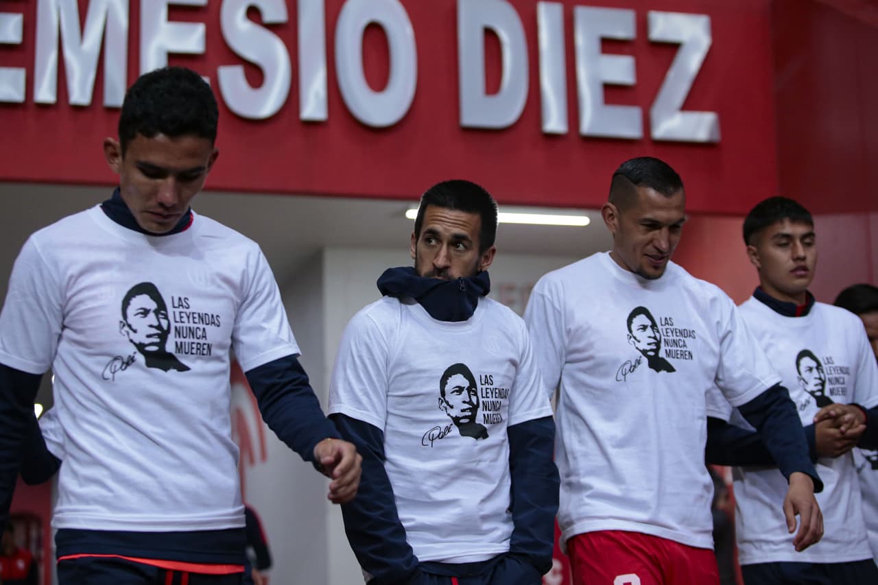 Toluca y América protagonizaron un partido vibrante en la Jornada 2 del Clausura 2023 que terminó en empate 2-2 en el Estadio Nemesio Diez.