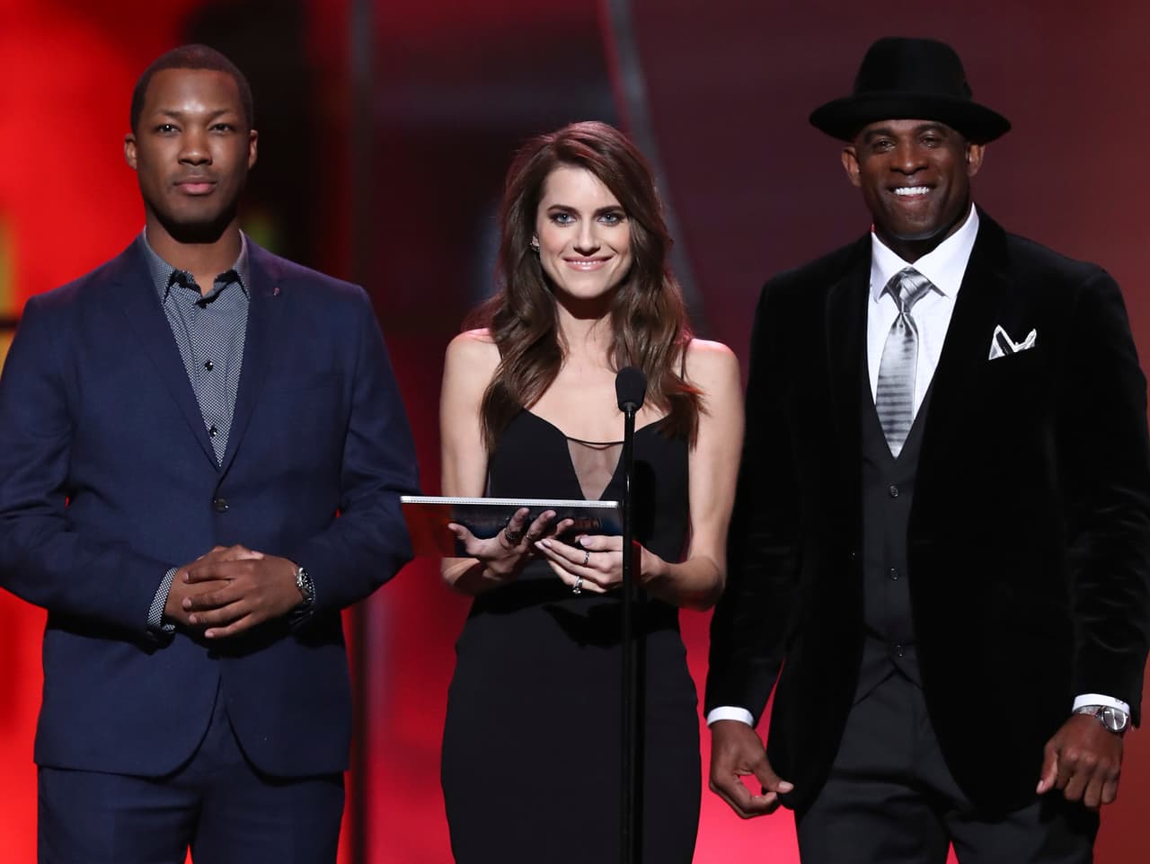 Corey Hawkins, Allison Williams y Deion Sanders