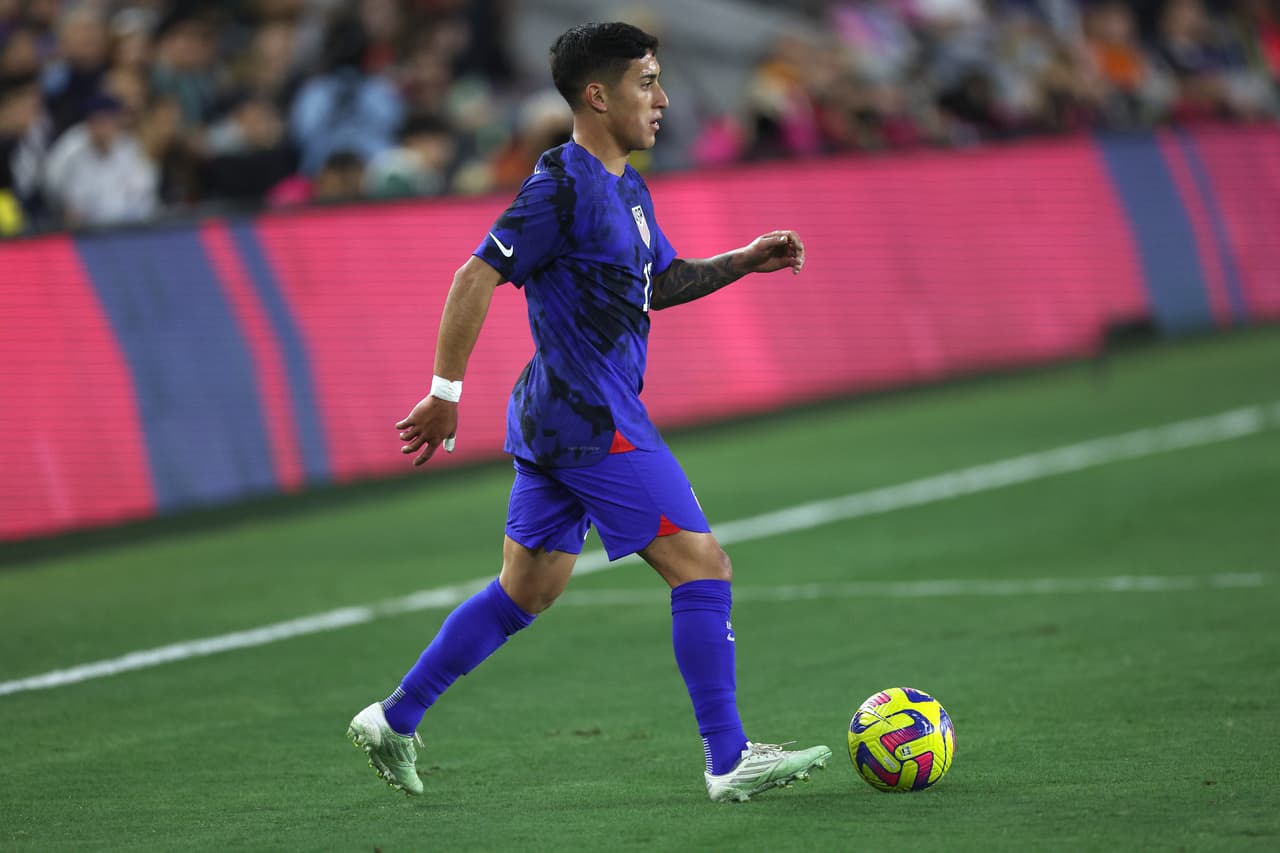 Brandon Vázquez anotó el 1-0, pero Luka Ilic y Veljko Simić rescaraton la victoria 1-2 de Serbia ante Estados Unidos en partido amistoso en el BMO Stadium.