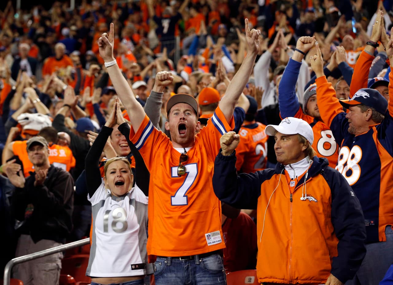 Los Broncos y Peyton Manning brillaron en Lunes por la Noche al derrotar a los Packers 29-10 y así mantenerse invictos. Checa las mejores tomas de este duelo.