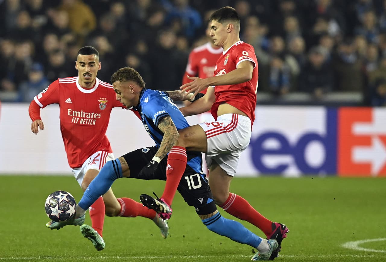 Benfica derrotó 0-2 al Brujas como visitante y el juego de ida de Octavos de Final de la UEFA Champions League.