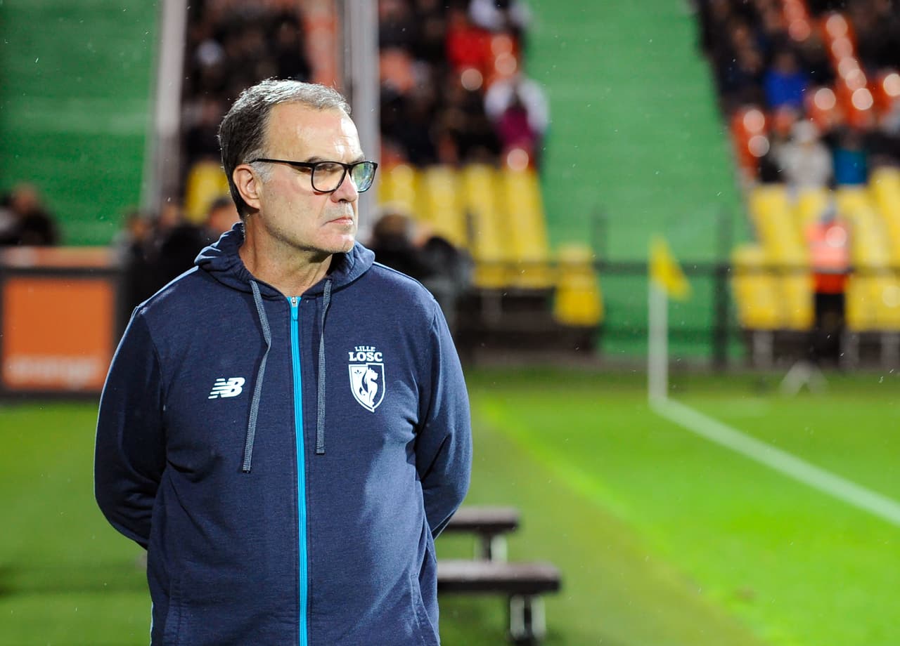 <b>Candidato: </b>El ‘Loco’
<b>Marcelo Bielsa </b>es uno de los sueños de la FMF, lo buscaron antes de elegir a Juan Carlos Osorio, el trabajo hecho con otras selecciones como la chilena han enamorado a los dirigentes.