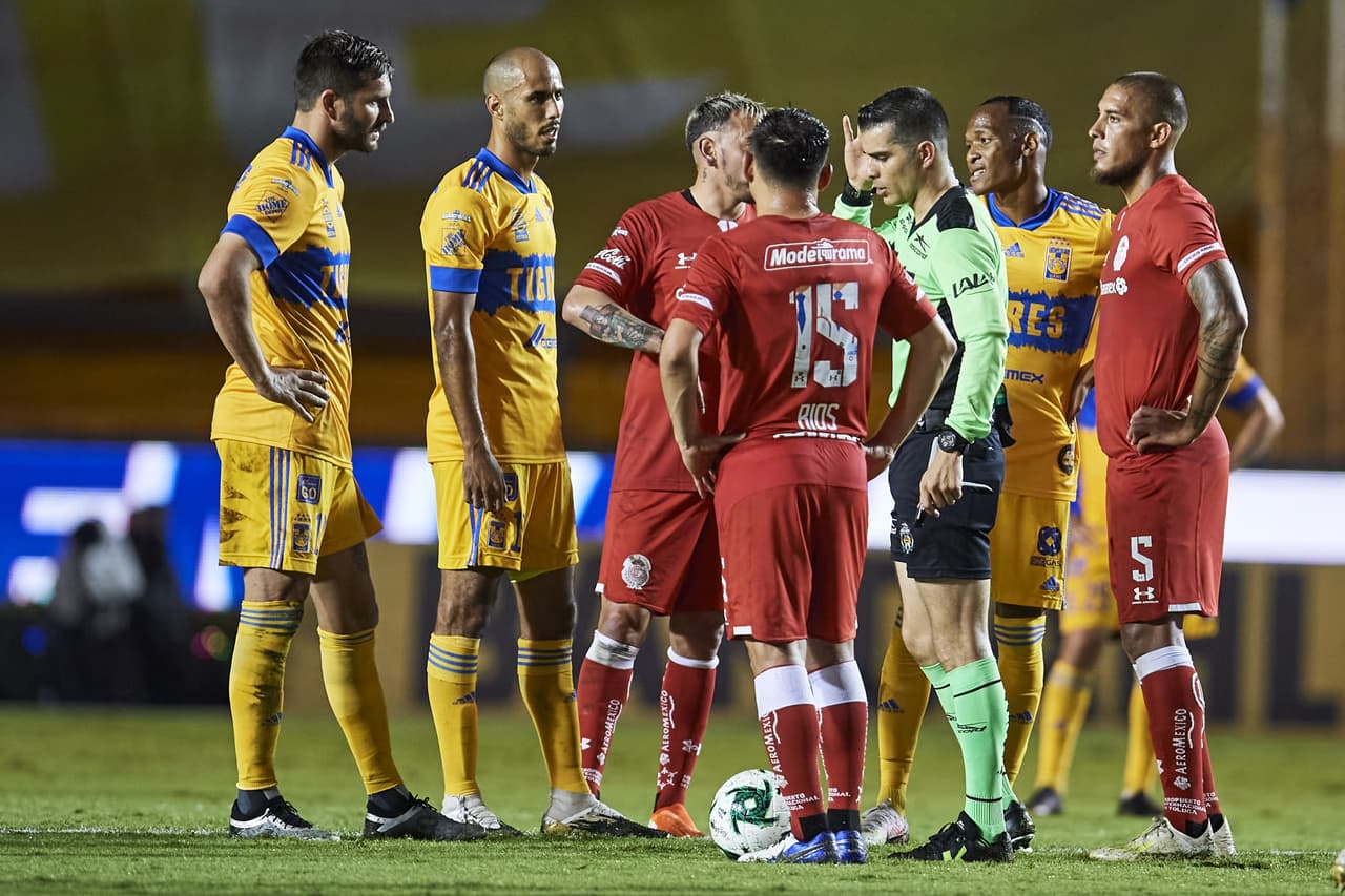 Con doblete de Andre Pierre Gignac, los Tigres sufren de más frente a los Diablos pero aseguran su lugar en la Liguilla del Guard1anes 2020.