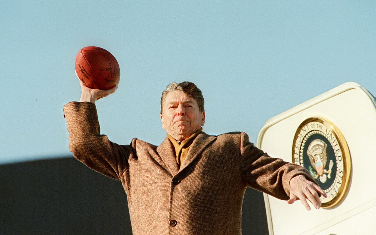 El vínculo entre el deporte y el hombre más poderoso del país comenzó desde George Washington, pero las visitas de equipos deportivos a la Casa Blanca se hicieron una tradición con Ronald Reagan.
