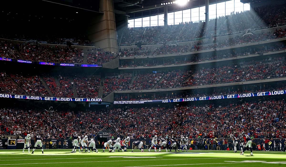 Con casa llena en el NRG Stadium el duelo de Comodines entre Indianapolis Colts y Houston Texans.