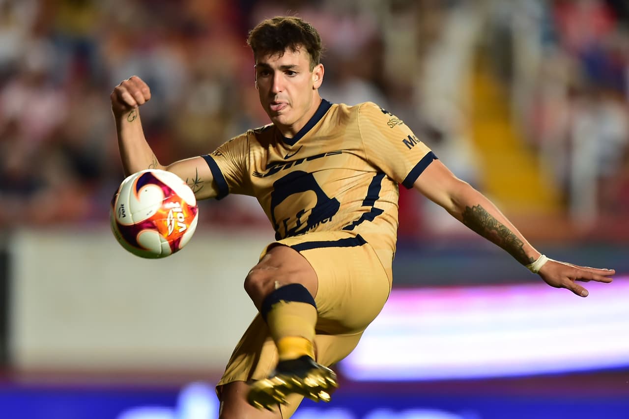 Aunque no intentó constantemente, el goleador de Pumas nunca se sintió cómodo en el juego.