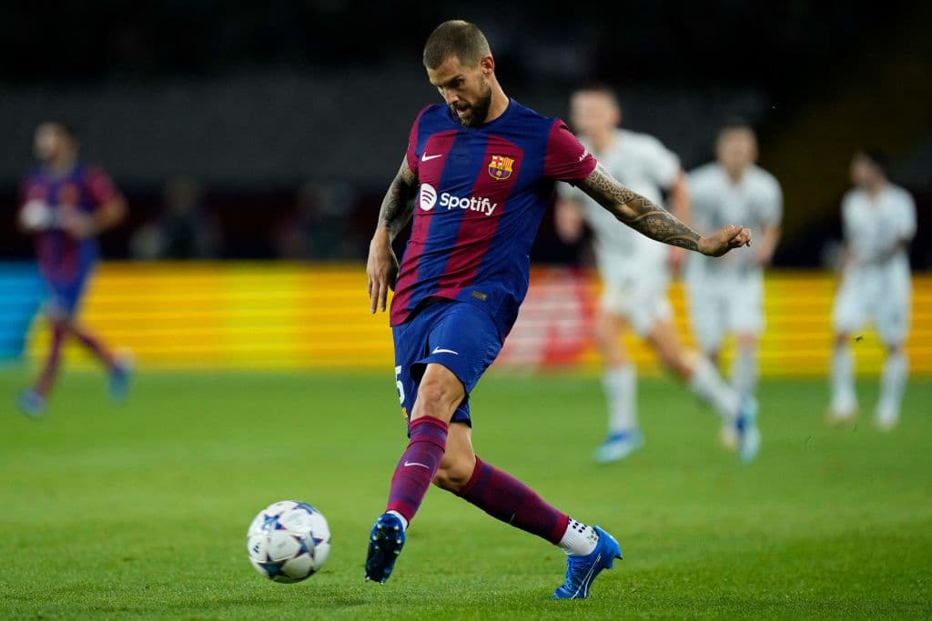 Íñigo Martínez sería baja del Barcelona el resto del año