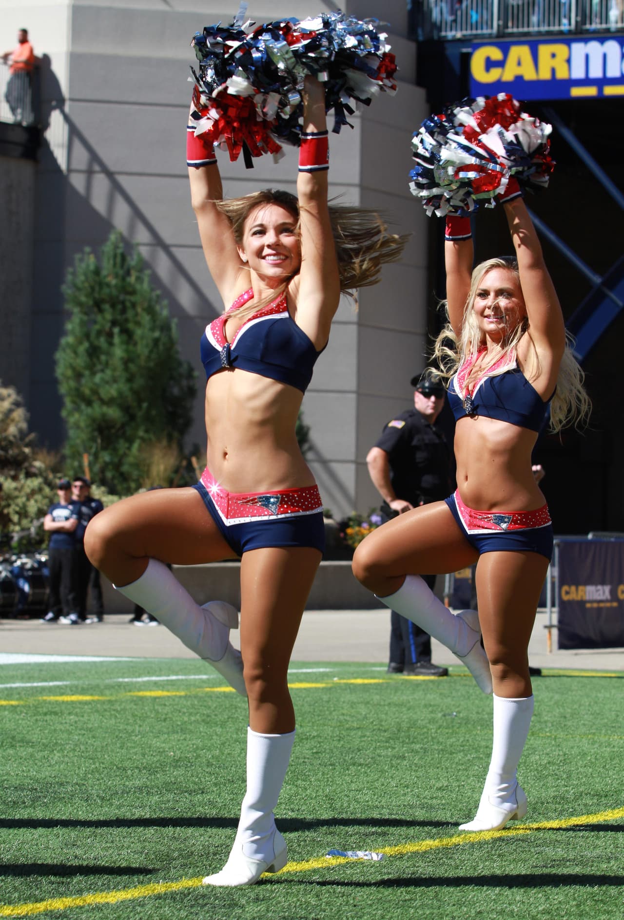 Esta hermosa porrista, de cara angelical, está en las filas de los actuales campeones de la NFL, los New England Patriots. Checa sus mejores imágenes.