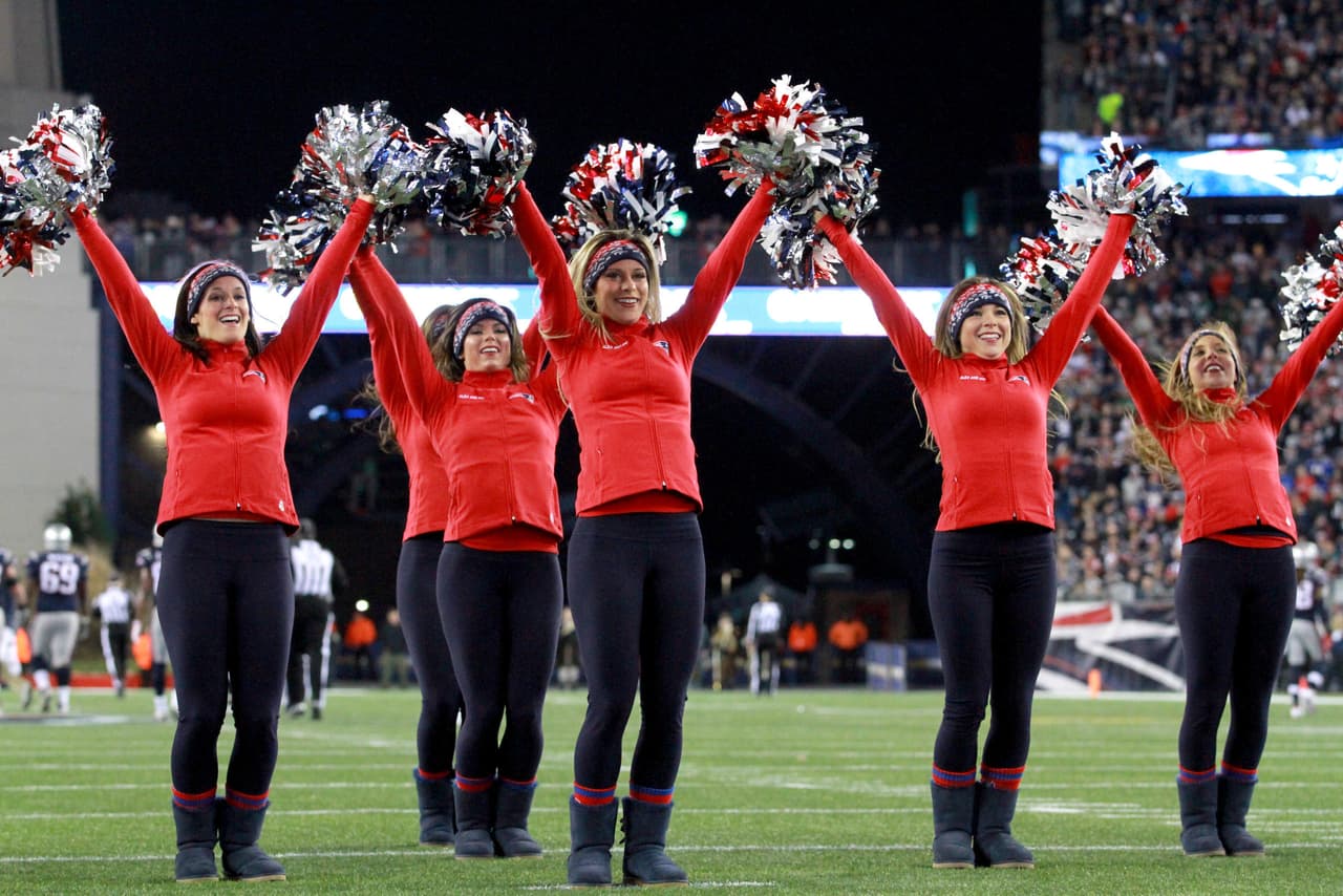 Esta hermosa porrista, de cara angelical, está en las filas de los actuales campeones de la NFL, los New England Patriots. Checa sus mejores imágenes.