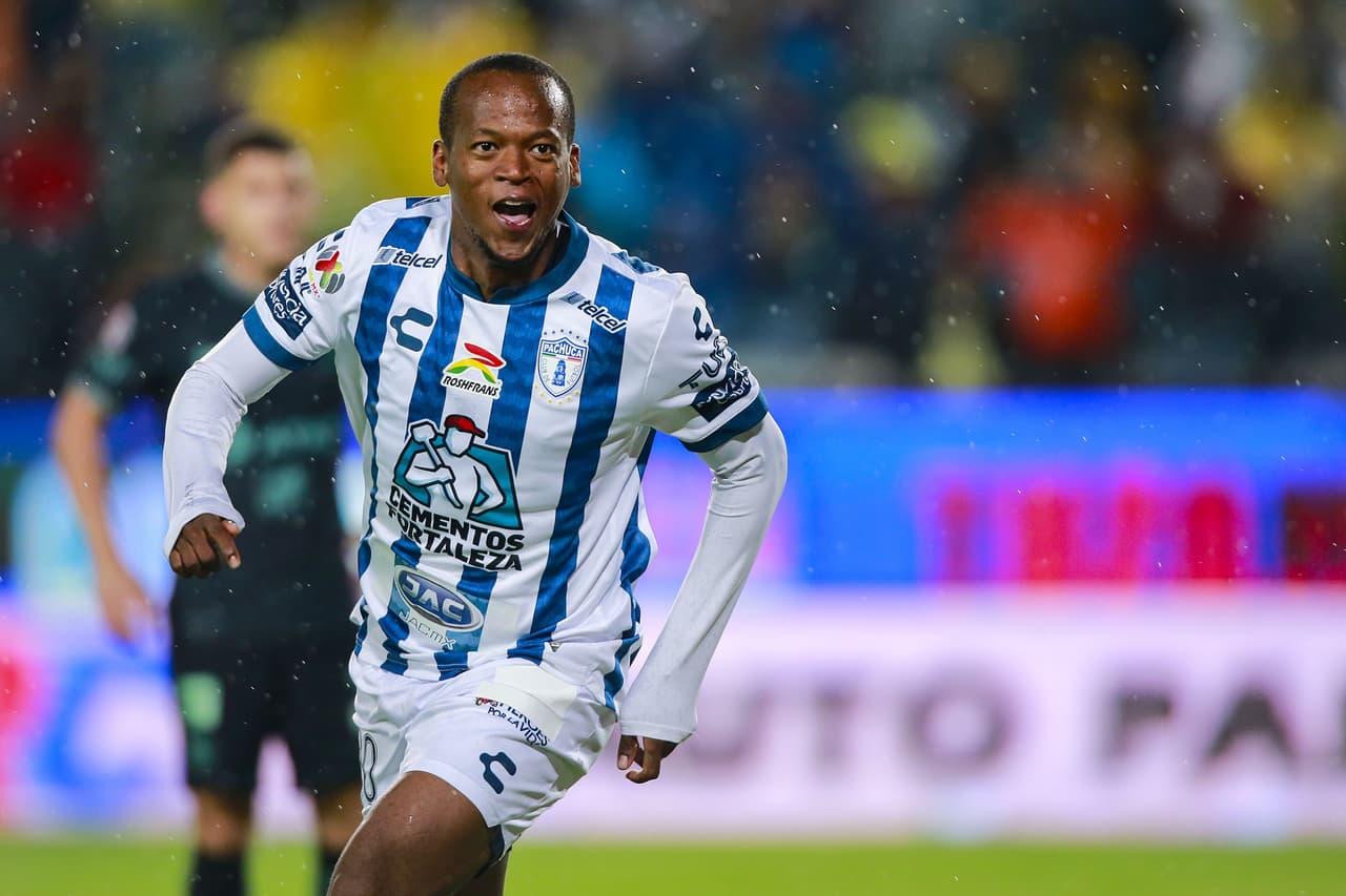 Romario Ibarra abrió el marcador al minuto 13.