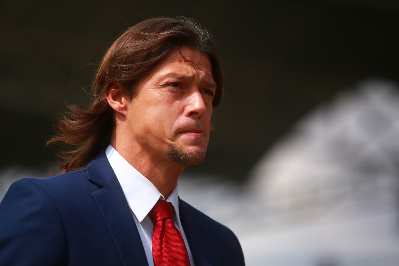 Guadalajara deja ir al técnico más exitoso en la era Vergara.