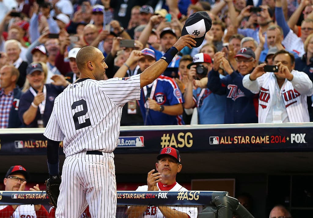 A lo largo de los años, varios jugadores de los Yankees, como Babe Ruth y Yogi Berra, fueron incluidos en el Salón de la Fama del Béisbol.
