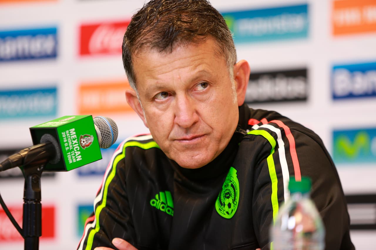 MIAMI, UNITED STATES - FEBRUARY 09: Juan Carlos Osorio head coach of Mexico gestures during a press conference on February 08, 2016 in Miami, United States. (Photo by Omar Vega/LatinContent/Getty Images)
