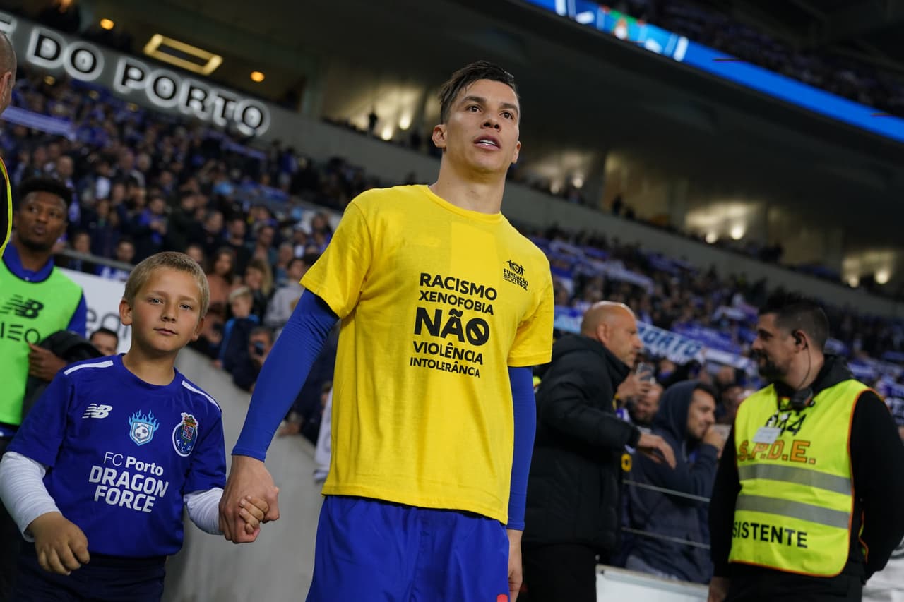 La campaña arranca a raíz de los insultos y ataques racistas que sufrió Moussa Marega, en la cancha del Vitória Guimaraes, la jornada pasada.