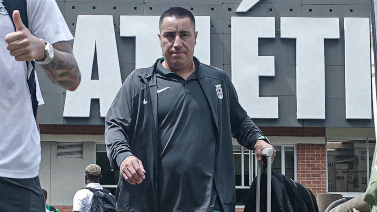 Efraín Juárez es multado y vetado de los estadios en Colombia por varios años