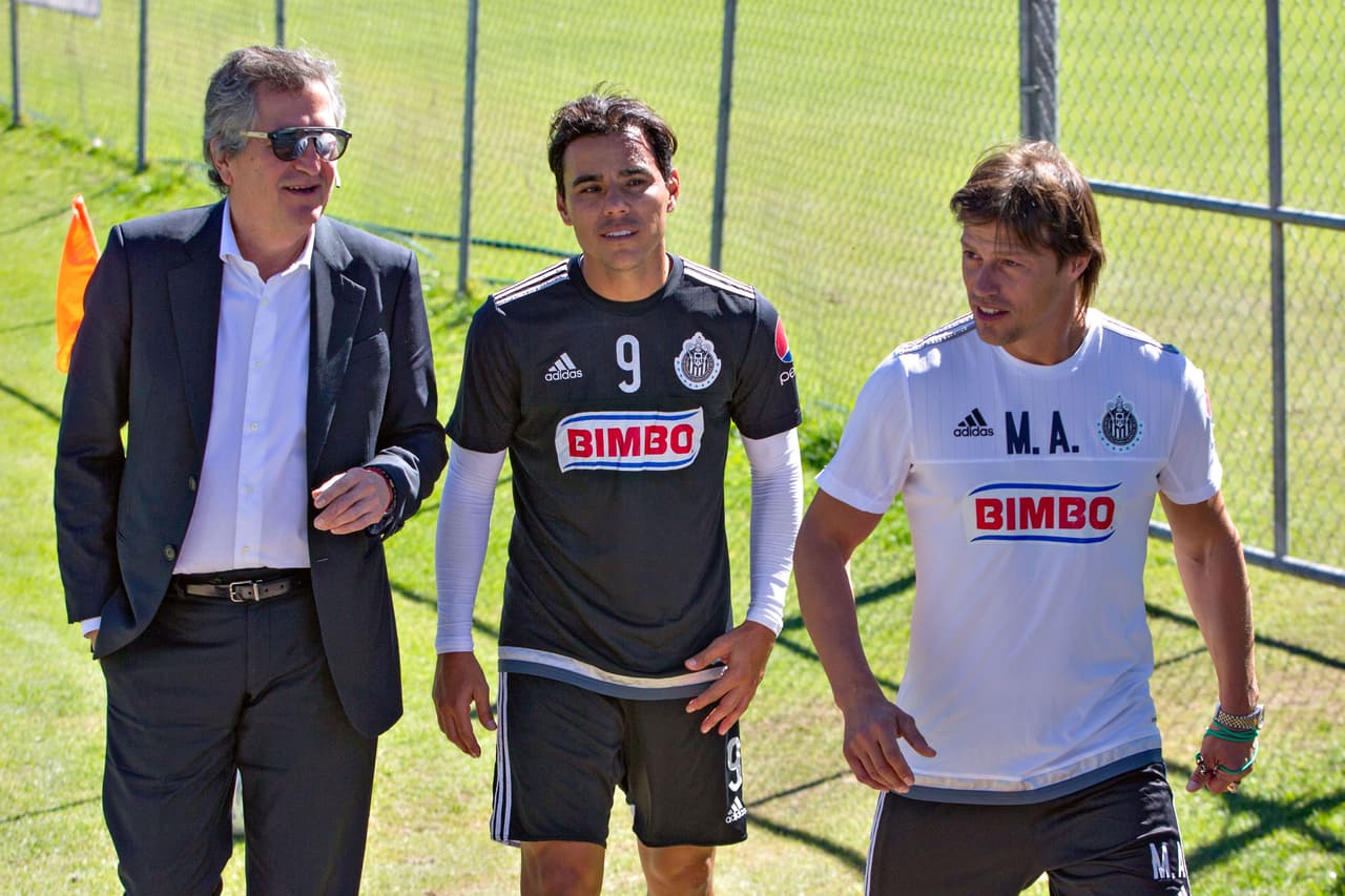 Jorge Vergara, Omar Bravo y Matías Almeyda.