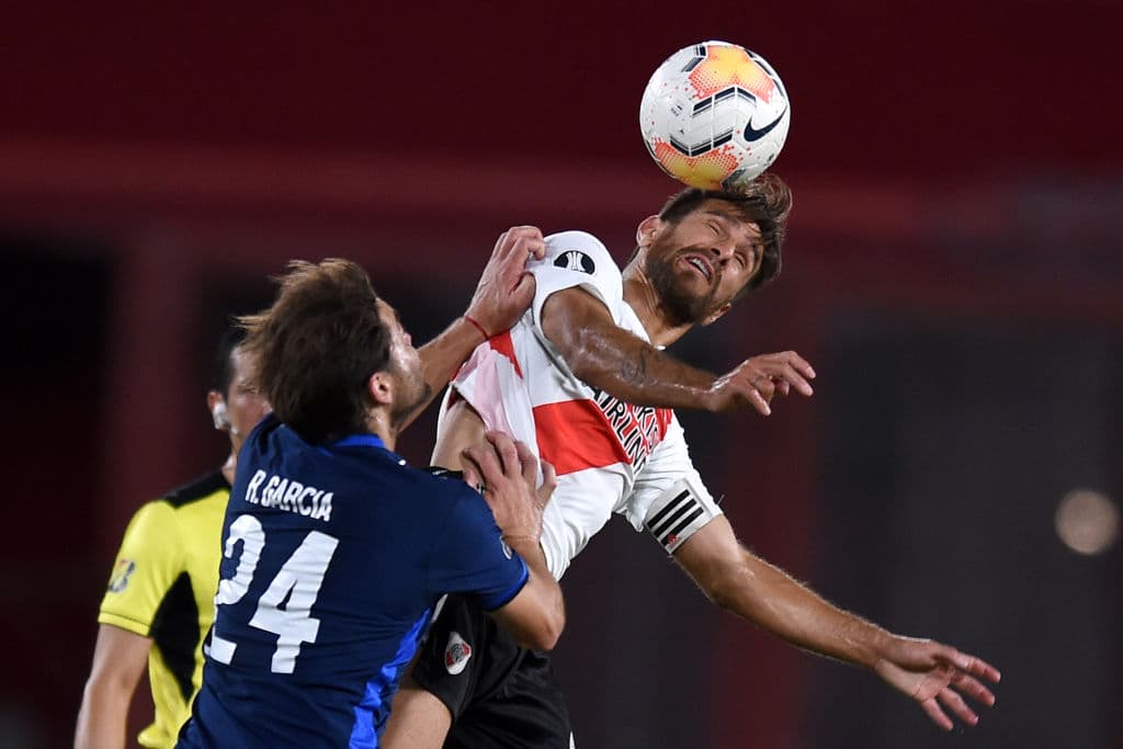 Con goles de Gonzalo Montiel al 67' y Bruno Zuculini al 90+6', River toma una cómoda ventaja en los cuartos de final.