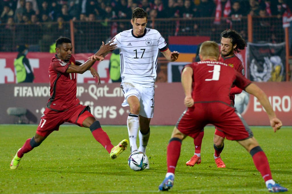 Alemania gana tranquilamente ante Armenia 4-1 durante las eliminatorias de la UEFA, rumbo a Qatar 2022. Los goles fueron de Kai Havertz, doblete de Ilkay Gundogan y anotación de Jonas Hoffmann para conseguir su boleto a la justa mundialista.
