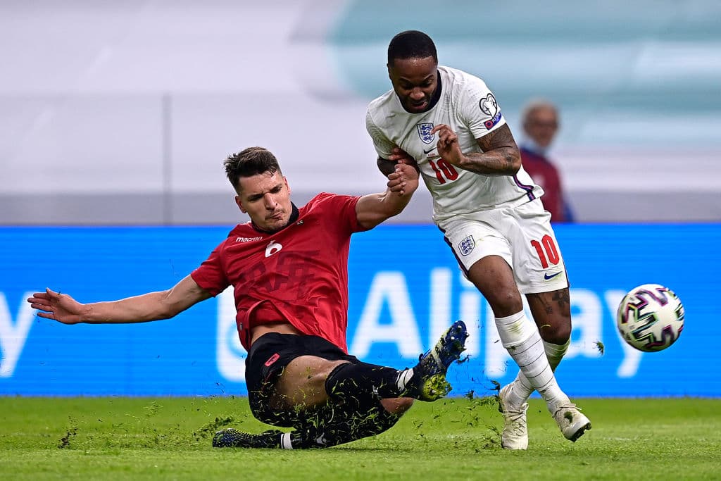 Inglaterra derrota a Albania 2-0 durante las eliminatorias del Mundial rumbo a Catar 2022. El equipo de los 'tres leones' se impuso con goles de Harry Kane y Mason Mount, durante su segundo partido calificatorio.