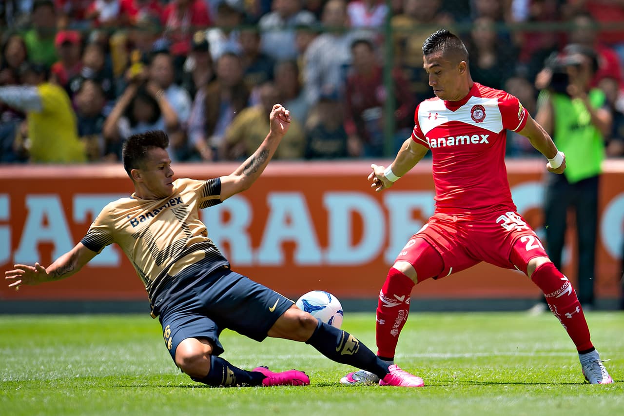 Marcelo Alatorre, llegó como uno de los refuerzo para apuntalar la zona baja de Pumas y darle solidez a la zaga y hoy no figura entre los titulares.