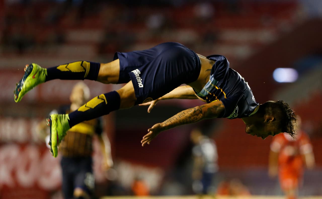 A finales de 2016, Aguirre pasó a ser atacante del Necaxa de México.