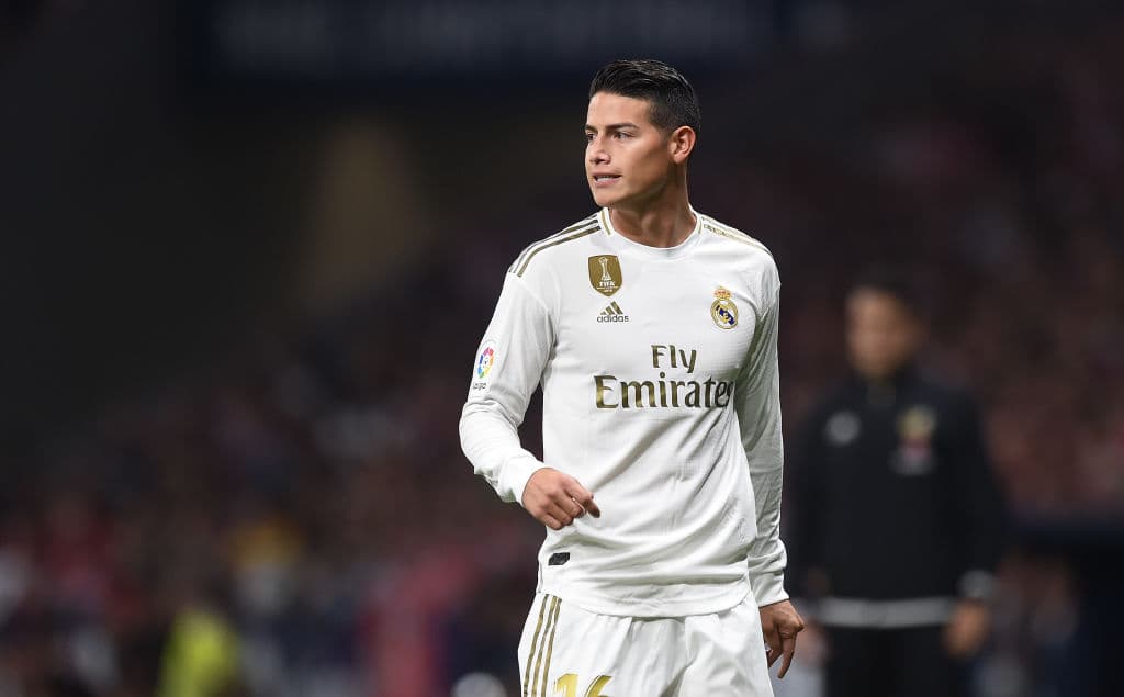 James Rodríguez - Real Madrid - El colombiano comenzó en 2014, cuando lanzó su bebida energizante 10Gold y hace poco tiempo abrió con una línea de agua mineral. Las ganancias se van a la Fundación Colombia Somos Todos.