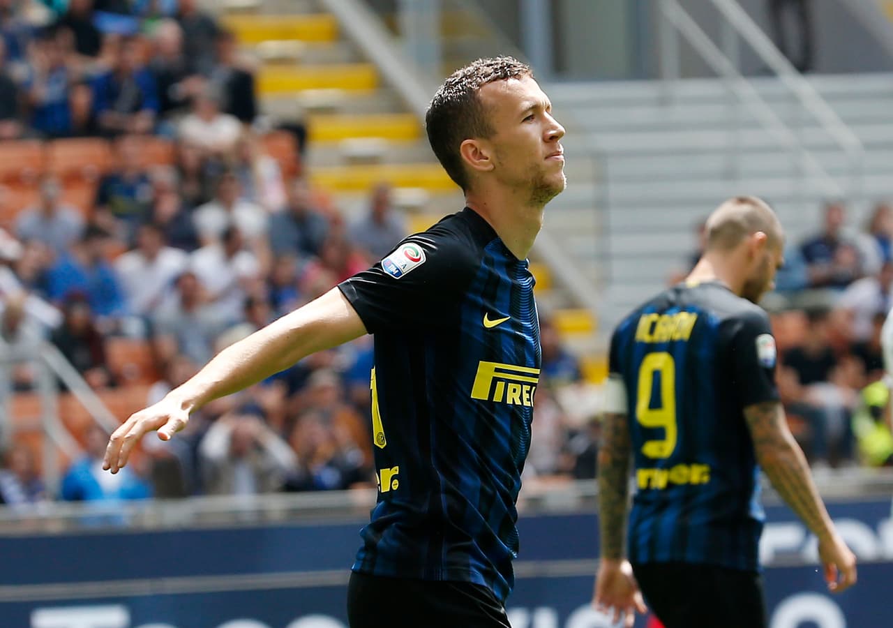 El lateral croata Ivan Perisic, del Inter de Milán, es de los pocos que ha tenido una buena temporada con el equipo 'neroazzurro'. Gracias a ello el Paris Saint-Germain iría tras él.