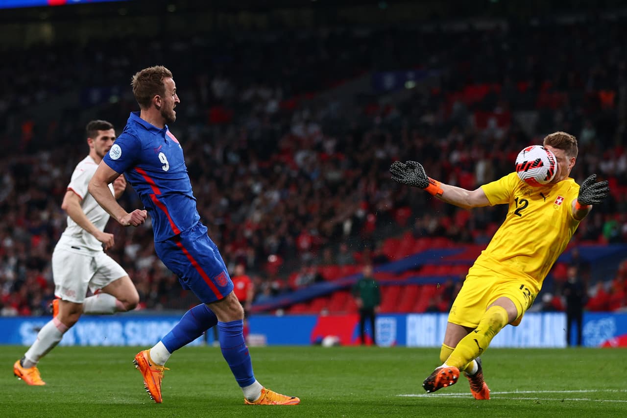 Inglaterra venció 2-1 a Suiza en amistoso celebrado en Wembley.