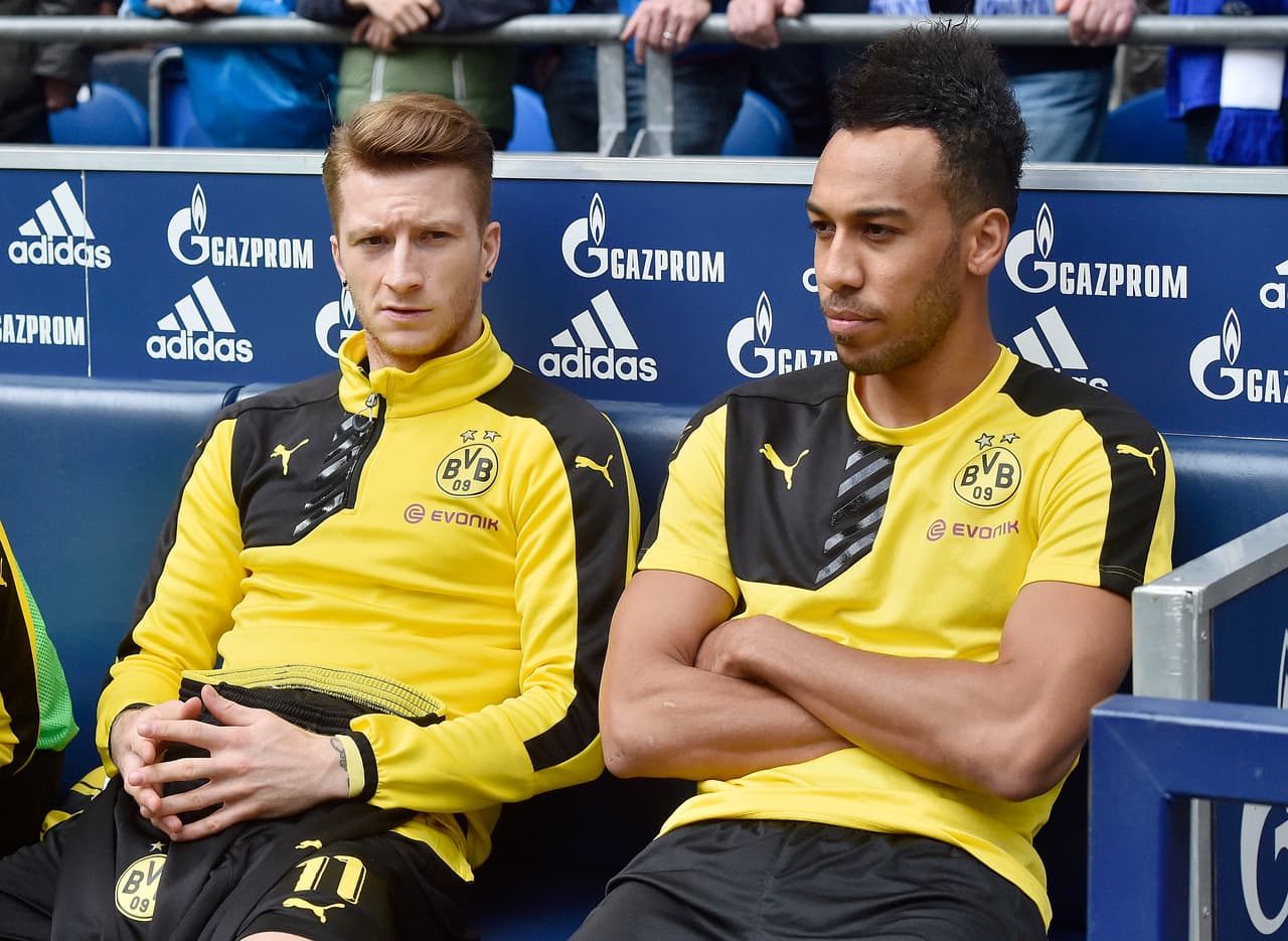 "En una comida con Marco Reus pensamos en cómo festejar el siguiente gol. Después de un rato surgió la idea de la celebración de Batman. Son cosas que planeamos para divertirnos un poco", aseguró el gabonés.