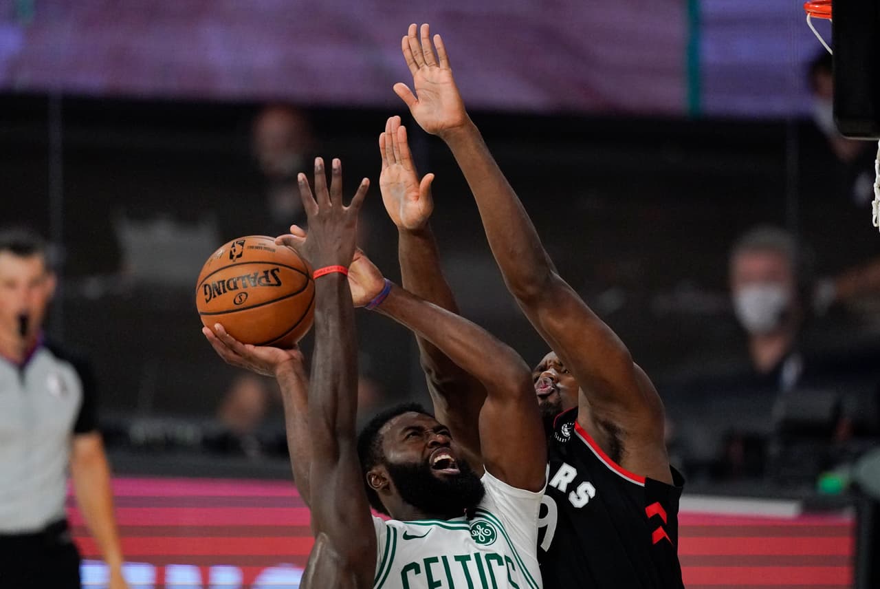 El cuarto juego fue para los de Toronto 93-100 y empatan al serie a dos juegos. El quinto encuentro será el próximo 7 de septiembre.