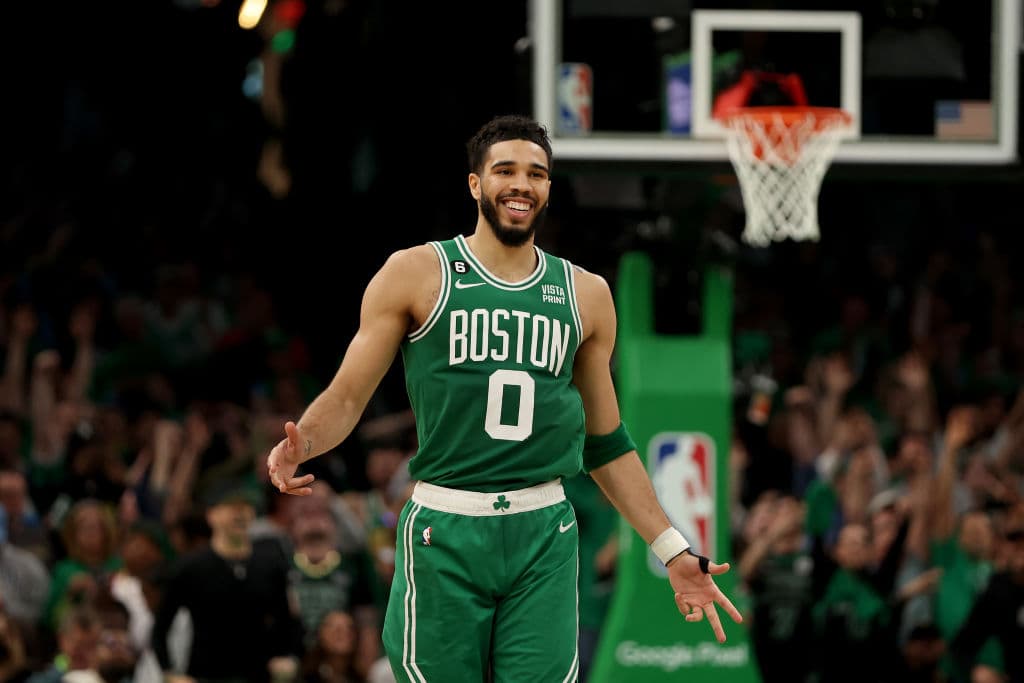 Boston venció a Philadelphia y chocará con Miami en Finales del Este de la NBA