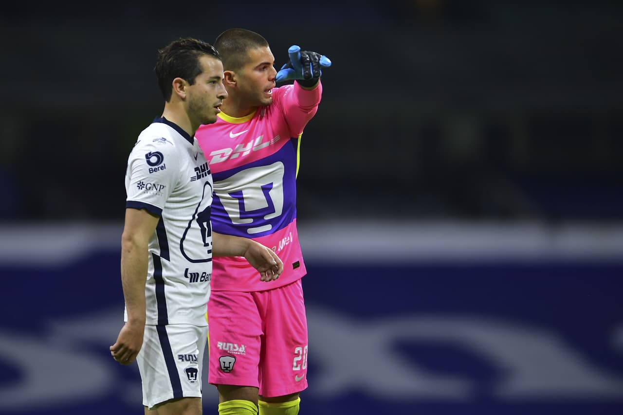 Dinenno rescató el resultado en la recta final para clasificar a la fiesta grande en segundo lugar. | Orbelín Pineda abrió el marcador para los cementeros; Juan Ignacio Dinenno (86’, 90’) emparejó los cartones y dio vuelta al juego en la recta final. Pumas y Cruz Azul clasifican directamente a la Liguilla en las posiciones segunda y cuarta, respectivamente.