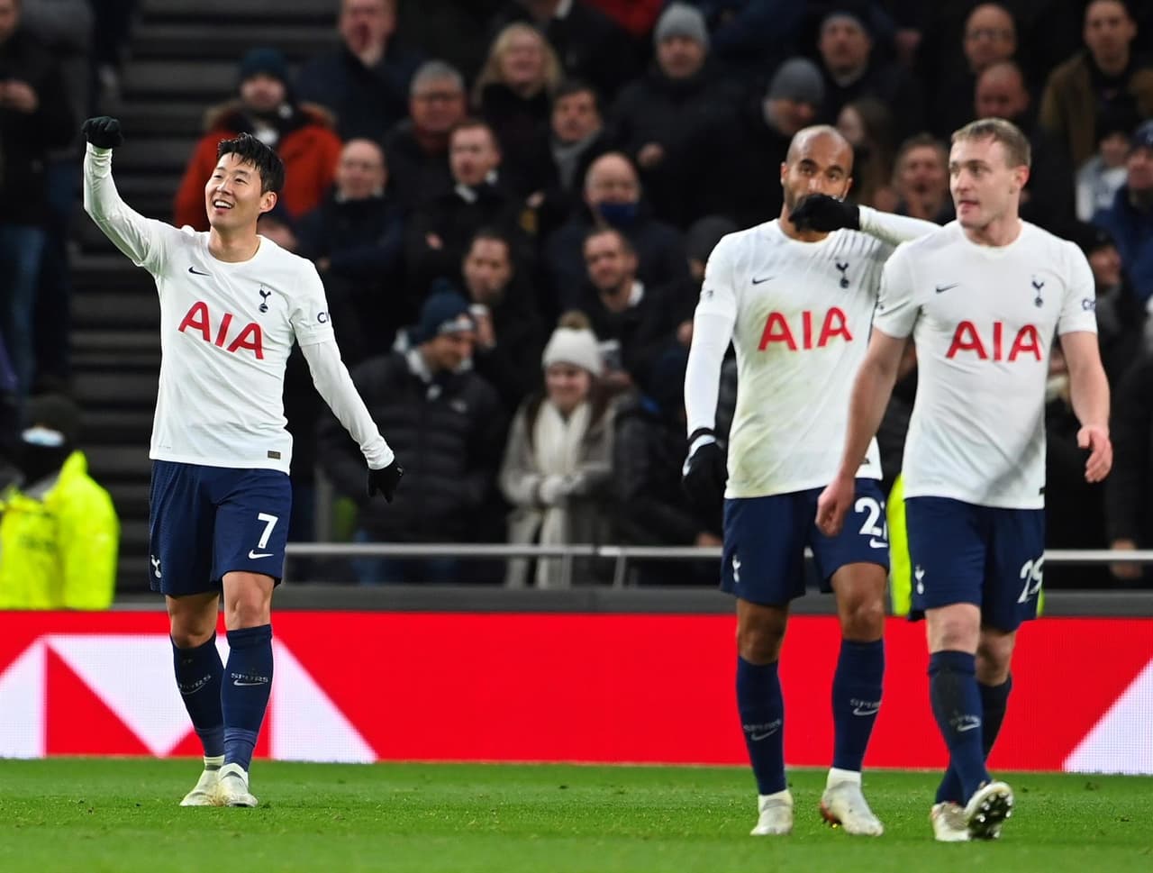 Con goles de Lucas Moura, Davinson Sánchez y Son Heung-Min, el Tottenham se impone ante Norwich City 3-0 y ya acumulan 4 partidos sin derrota en esta temporada de la Premier League.