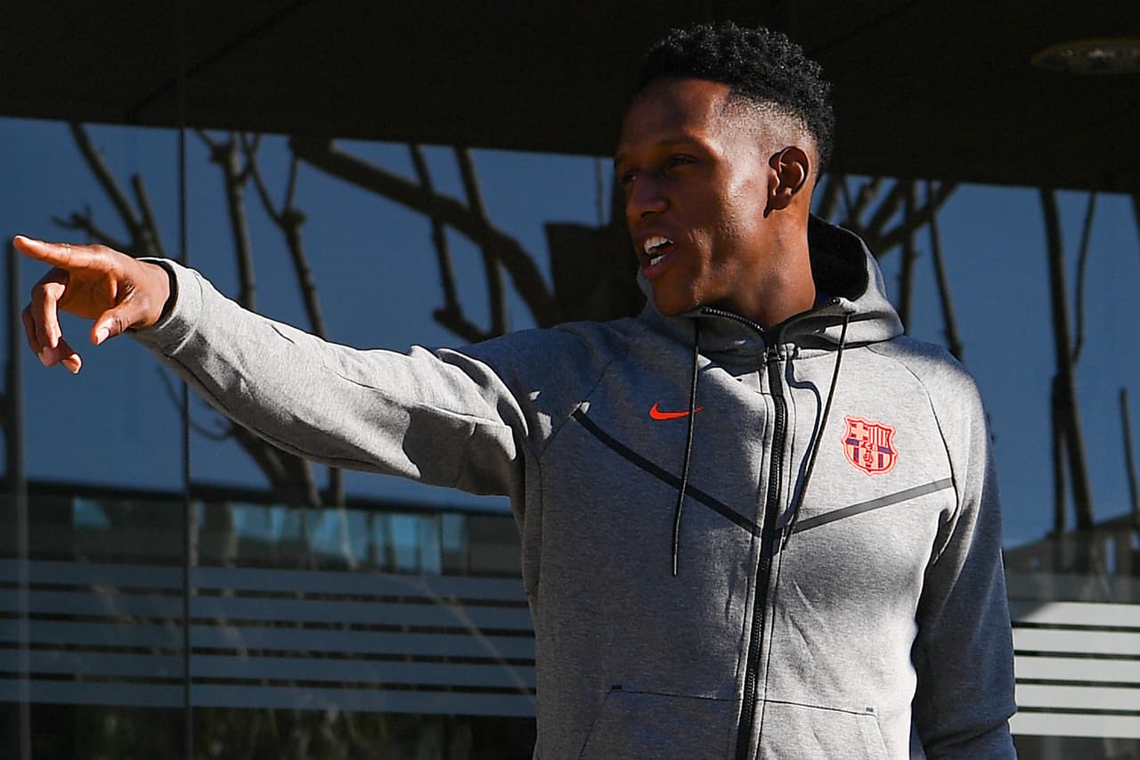 Mina busca consolidarse como defensa central en Barcelona y replicar una tradición en ese puesto que latinoamericanos como el mexicano Rafael Márquez y el argentino Javier Mascherano dejaron en alto.