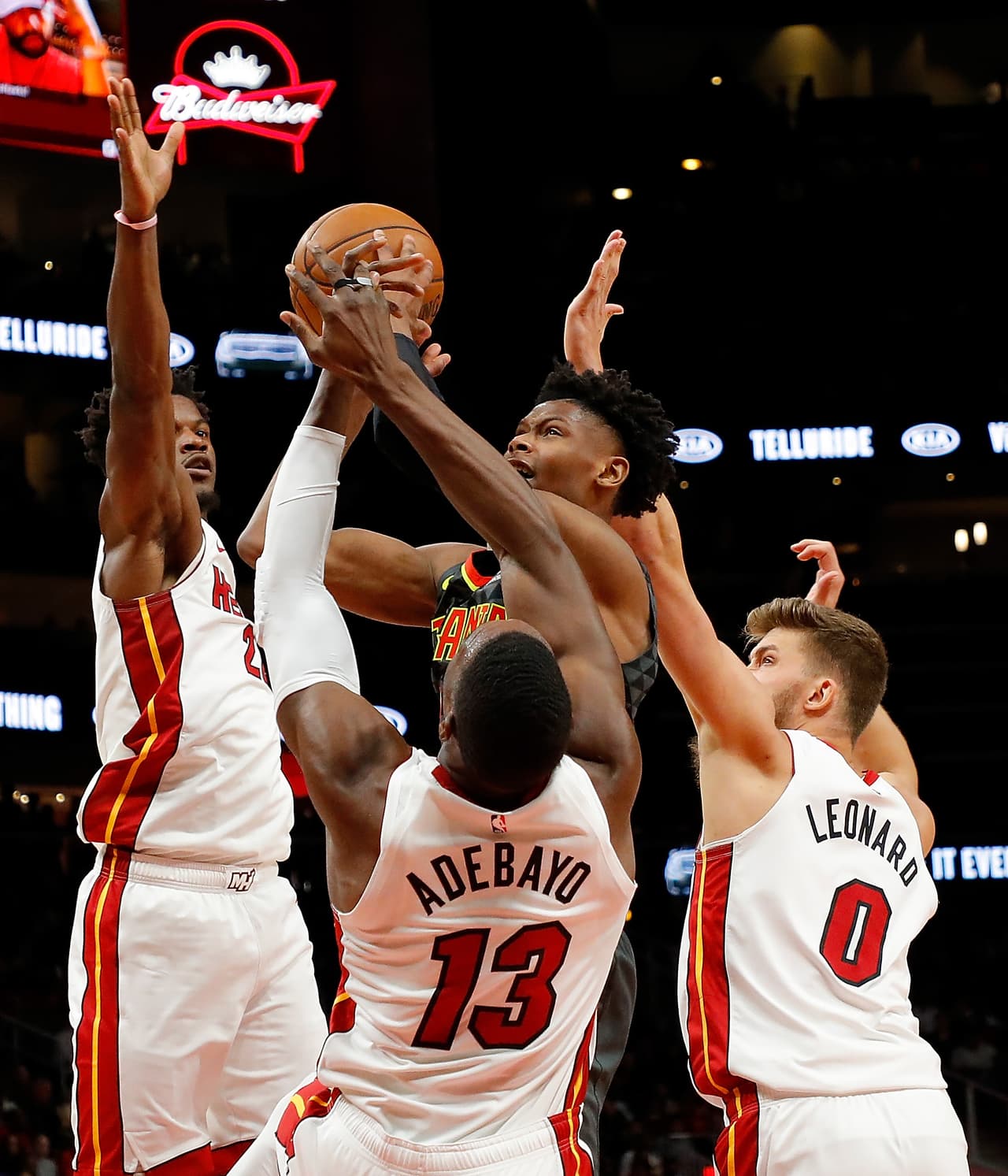 Miami Heat cerró la semana con tres victorias. Los de Miami están siendo la revelación de esta campaña, pues sus figuras están teniendo buen rendimiento y en general la escuadra va avanzando conjuntamente. Su récord es de 5-1.