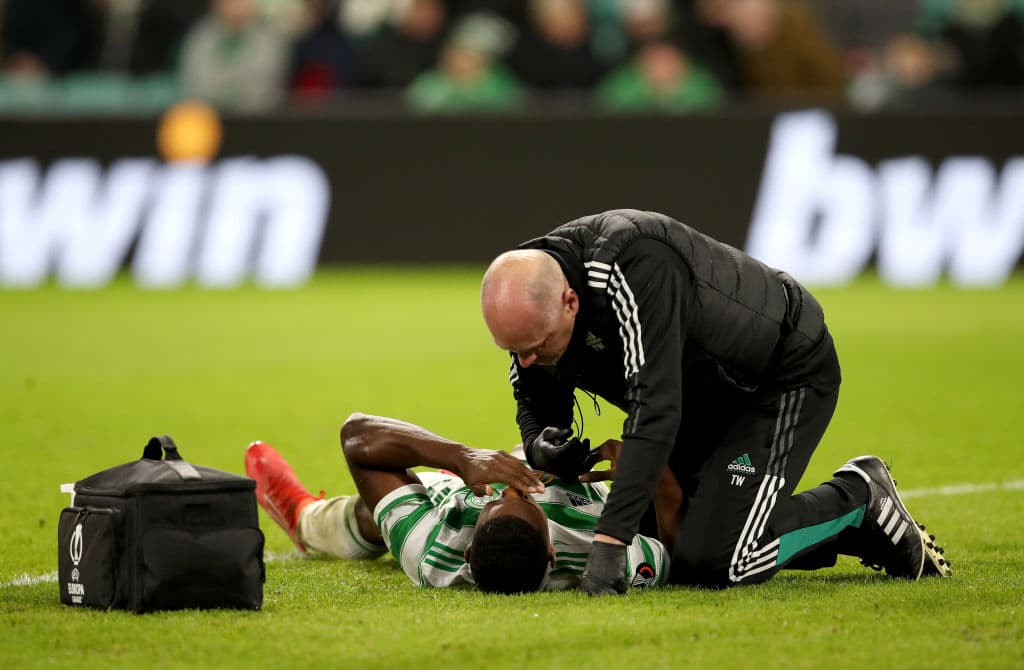 Celtic se impone 3-2 al Real Betis durante la última Jornada de la fase de Grupos en la UEFA Europa League. Welsh, Henderson y Turnbull le dieron la victoria al equipo escocés, mientras que Bain (autogol) y Borja Iglesias descontaron para los béticos. Diego Lainez jugó 63 minutos.