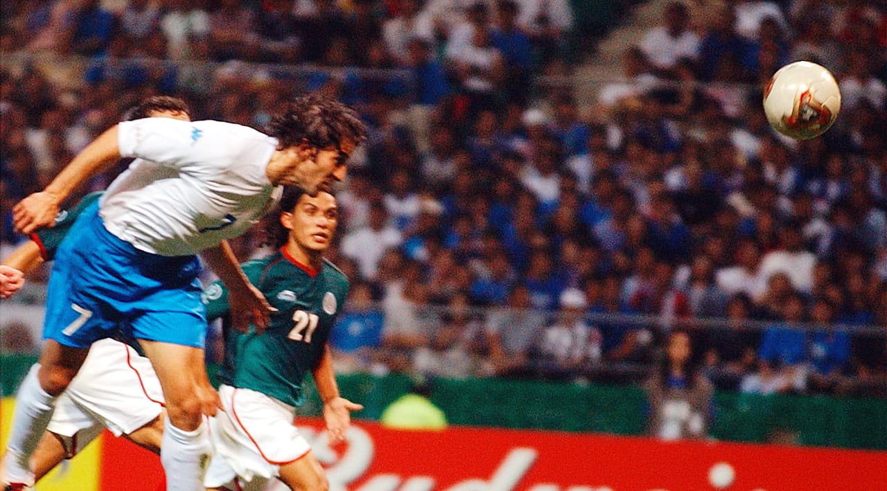 Sin embargo, al minuto 85 los italianos encontraron el empate que los puso a soñar y posteriormente a festejar con la clasificación ya que Ecuador les ayudó ganándole a Croacia.