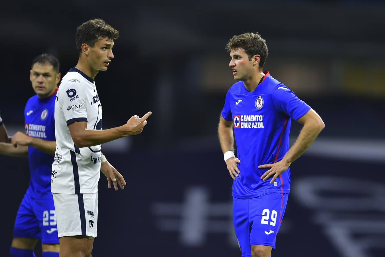 Dinenno rescató el resultado en la recta final para clasificar a la fiesta grande en segundo lugar. | Orbelín Pineda abrió el marcador para los cementeros; Juan Ignacio Dinenno (86’, 90’) emparejó los cartones y dio vuelta al juego en la recta final. Pumas y Cruz Azul clasifican directamente a la Liguilla en las posiciones segunda y cuarta, respectivamente.