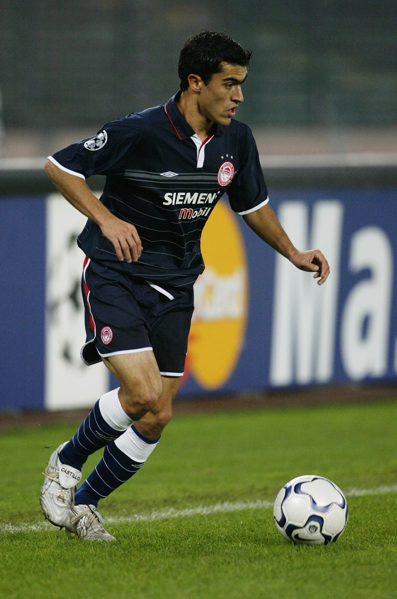 3. Nery Castillo con el Olympiakos y el Shakhtar: 6 goles