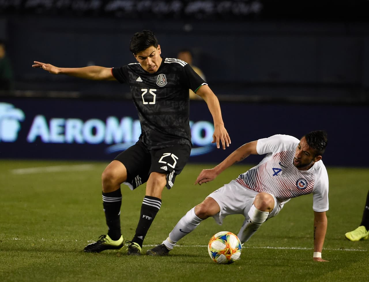 8) Erick Gutiérrez: ‘Guti’ comienza a tener más minutos con el PSV Eidnhoven y recientemente formó parte del título de Copa Oro. Ya está entre los mejores valuados con seis y medio millones de euros.