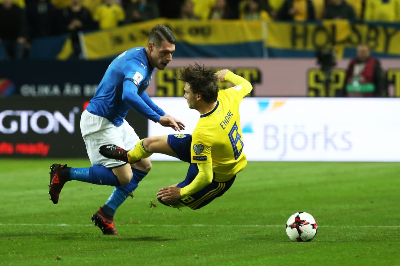 Suecia en realidad no pasó más apuro que algún balón embotellado y algún centro peligroso, y se acabó llevando un resultado sobresaliente que le da esperanzas para la vuelta.