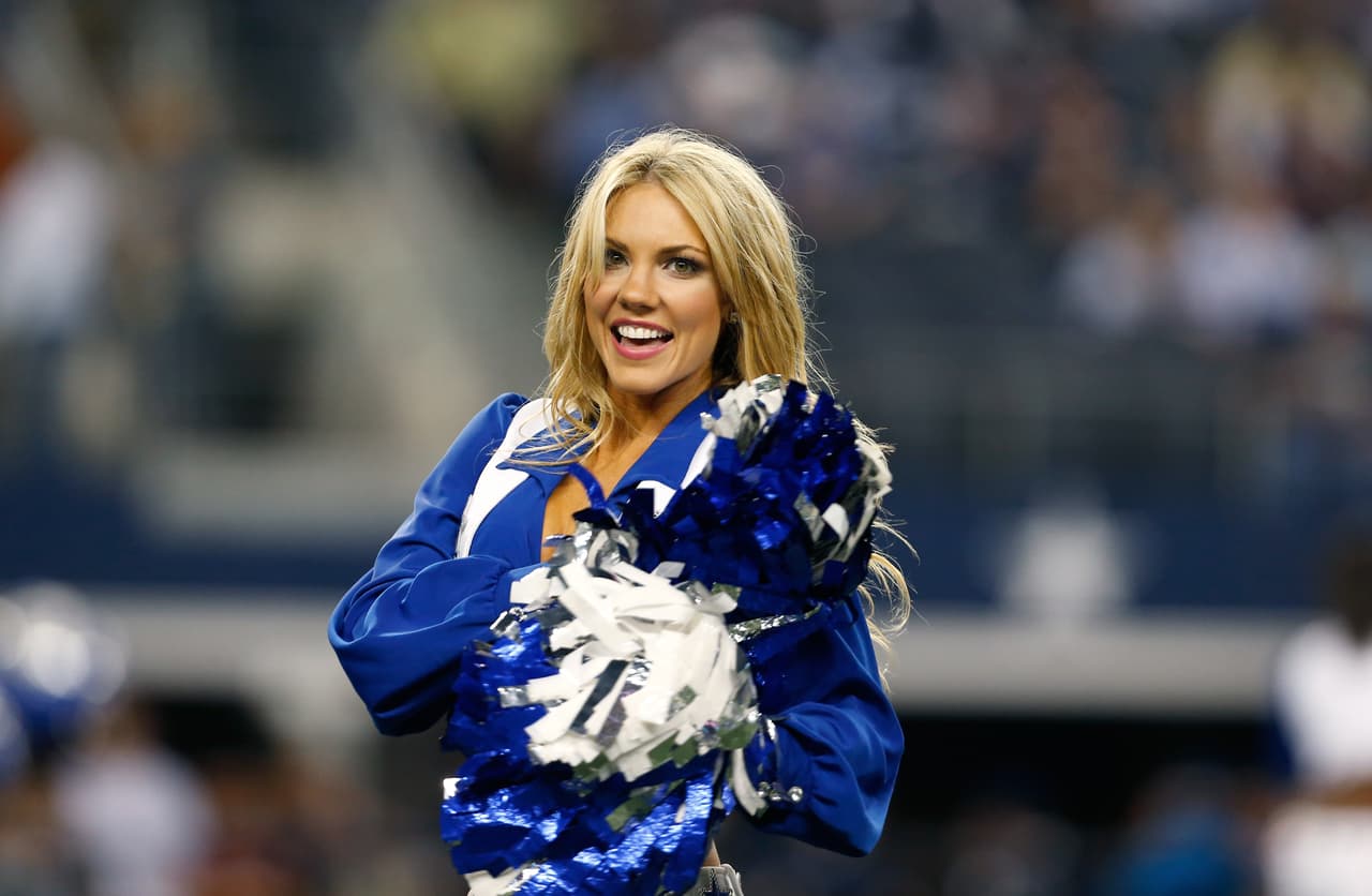 Las cheerleaders de los Dallas Cowboys cautivaron en Día del Pavo, Checa lo mejor de ellas.