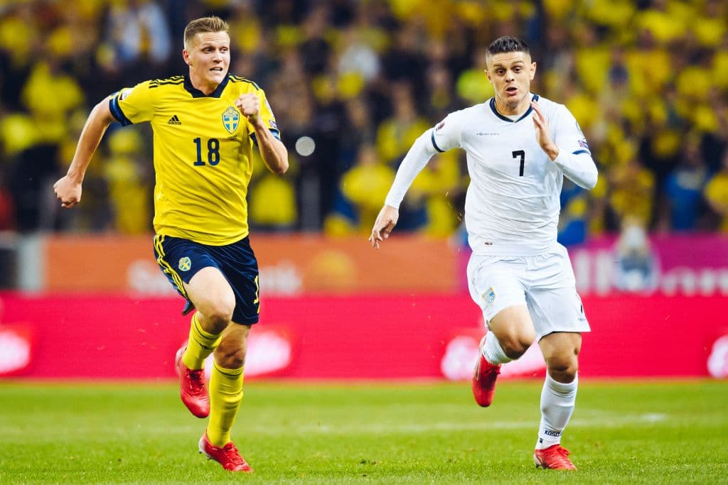 Emil Forsberg, Alexander Isak y Robin Quaison son los hombres que noqueron a Kosovo en la victoria 3-0 de Suecia.